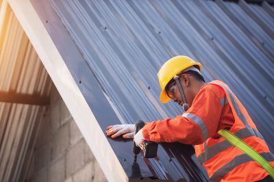 What To Expect During A Metal Roof Repair Service